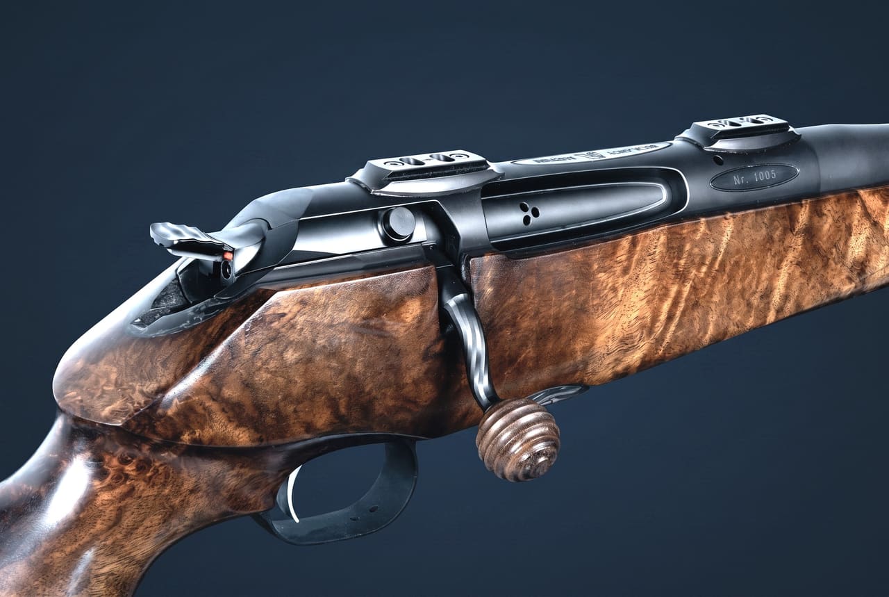 Jagdmatch- und Walnuss-Systemdetail als KI-Bildstudie
